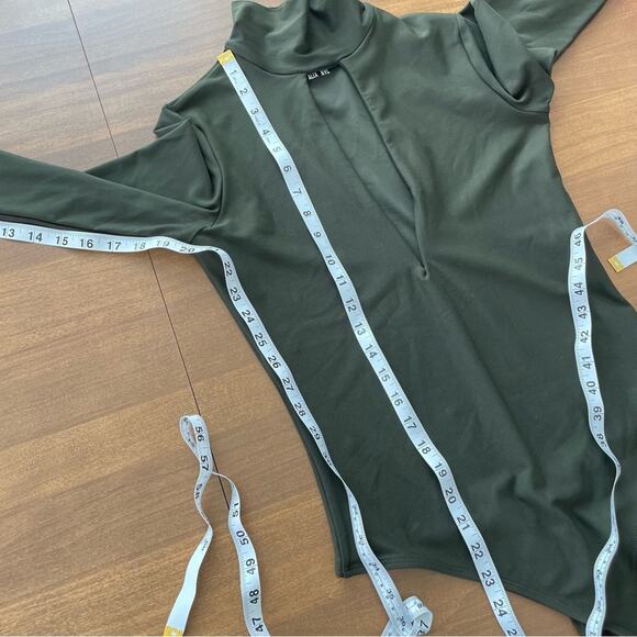 ALIX NYC | Women’s Hewlett Bodysuit Pine Green Turtleneck Open Plunge Deep V Top - Picture 10 of 10